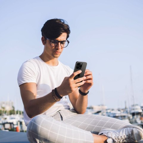 OSŁONA APARATU SPIGEN OPTIK PRO GLAS.TR "EZ FIT" CAMERA PROTECTOR 2-PACK IPHONE 14 PRO / MAX / 15 PRO / MAX / 16 PRO / MAX / 17  Spigen