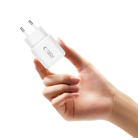 TECH-PROTECT NCA45W-GAN 2-PORT NETWORK CHARGER PD 45W / QC3.0 + TYPE-C CABLE WHITE Tech-Protect